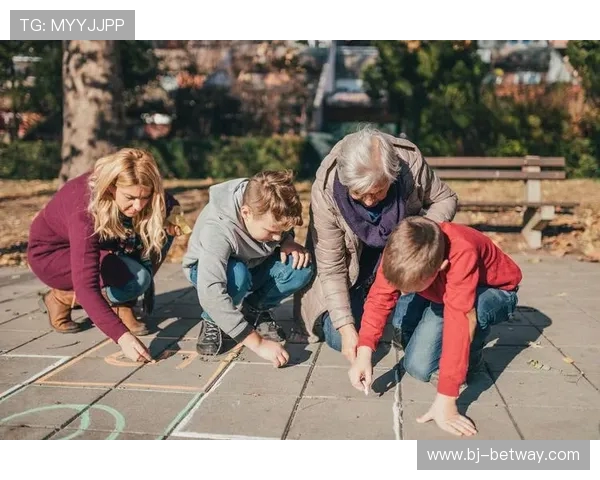 孩子课后回到家里可以和家长一起玩的创意亲子互动益智小游戏推荐